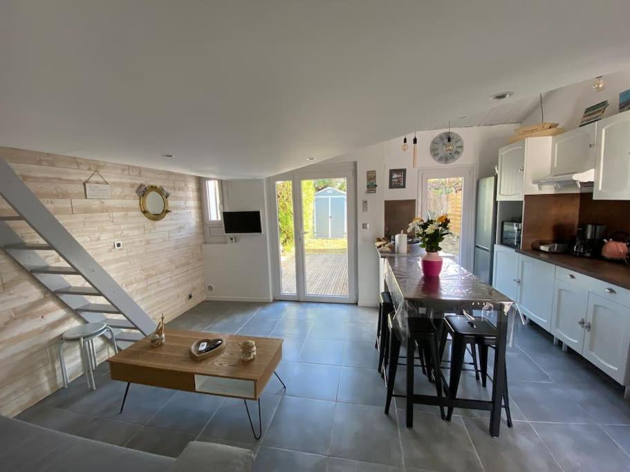 Agreable Maison, Plage A 400M, Jardin, Piscine Et Tennis Saint-Palais-sur-Mer Extérieur photo